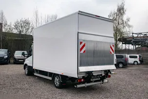 IVECO 35 S 18H V Kofferumbau, Hebebühne und AHK