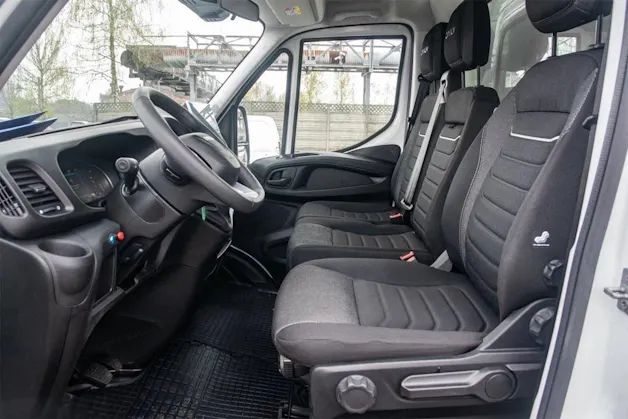 IVECO 35 S 18H V Kofferumbau, Hebebühne und AHK