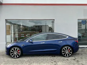 Tesla TESLA Model 3 Performance Dual Motor AWD