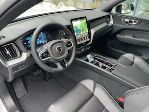 VOLVO XC60 T6 eAWD PluginHybrid Plus Black Edition Geartronic