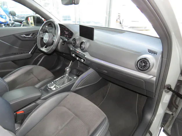 AUDI Q2 2.0 TDI Edition # 1 Quattro S-tronic (Automat)