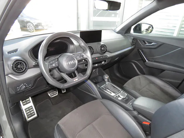 AUDI Q2 2.0 TDI Edition # 1 Quattro S-tronic (Automat)