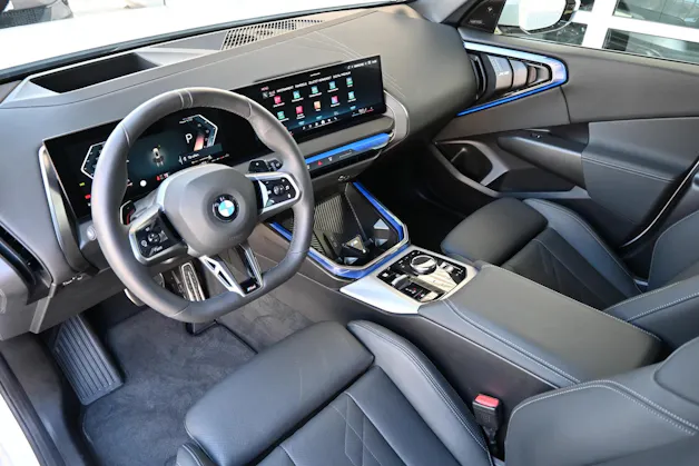 BMW X3 xDrive 20i 48V M Sport + AHK 2400kg
