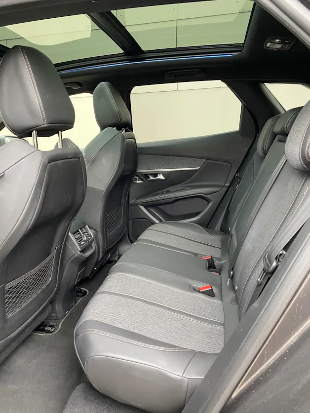 PEUGEOT 3008 2.0 BlueHDi GT Line