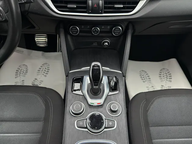ALFA ROMEO Stelvio 2.0 Sprint Q4 Q4 Automatic