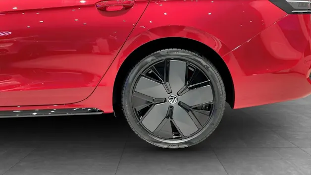 VW Passat Variant 2.0 TDI evo R-Line 4 Motion DSG