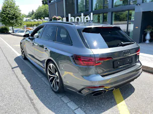 AUDI RS4 Avant 2.9 TFSI quattro tiptronic