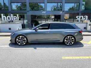 AUDI RS4 Avant 2.9 TFSI quattro tiptronic