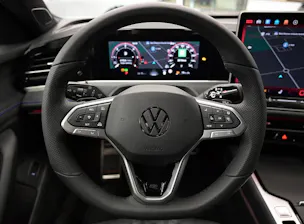 VW Passat Variant 2.0 TDI evo R-Line 4 Motion "Black Edition" DSG