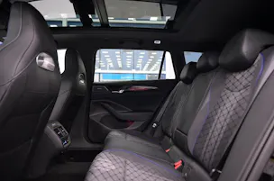 VW Passat Variant 2.0 TDI evo R-Line 4 Motion "Black Edition" DSG