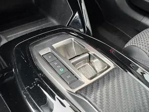 PEUGEOT 2008 1.5 BlueHDi GT EAT8