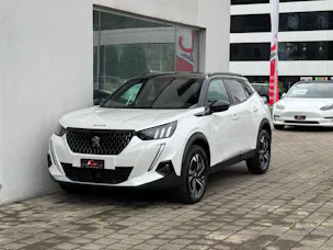 PEUGEOT 2008 1.5 BlueHDi GT EAT8