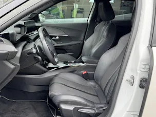 PEUGEOT 2008 1.5 BlueHDi GT EAT8