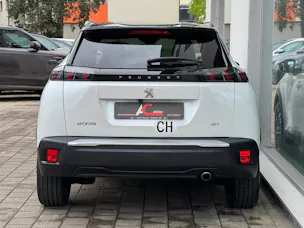 PEUGEOT 2008 1.5 BlueHDi GT EAT8