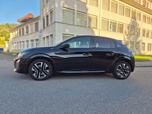 PEUGEOT 208 R 1.2