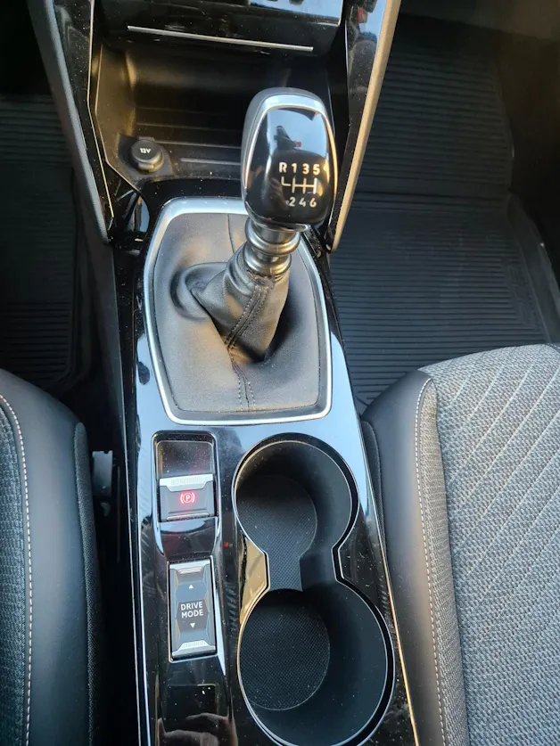 PEUGEOT 208 R 1.2