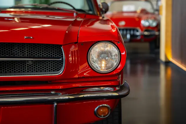 FORD MUSTANG V8