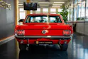 FORD MUSTANG V8