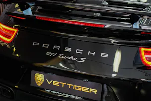 PORSCHE 911 Turbo S PDK