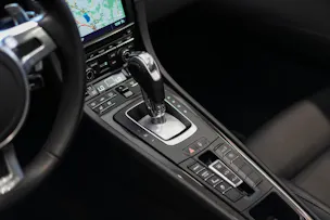 PORSCHE 911 Turbo S PDK