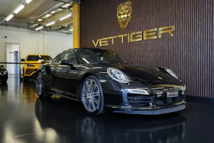 PORSCHE 911 Turbo S PDK