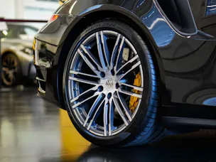 PORSCHE 911 Turbo S PDK