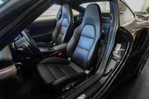 PORSCHE 911 Turbo S PDK