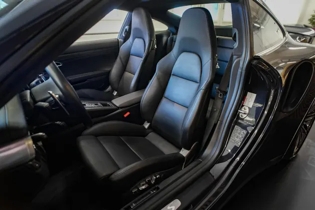 PORSCHE 911 Turbo S PDK