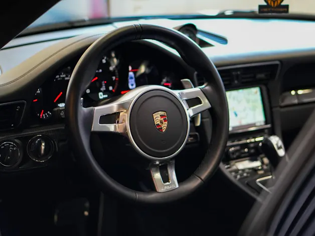 PORSCHE 911 Turbo S PDK