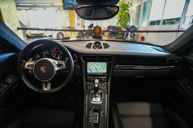 PORSCHE 911 Turbo S PDK