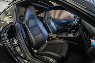 PORSCHE 911 Turbo S PDK