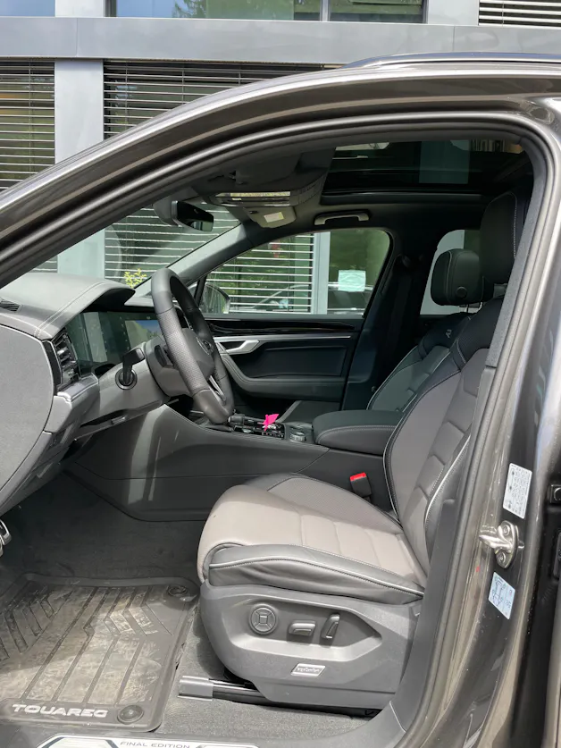 VW Touareg 3.0 TDI R-Line Final Edition Tiptronic