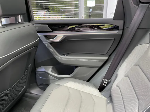 VW Touareg 3.0 TDI R-Line Final Edition Tiptronic