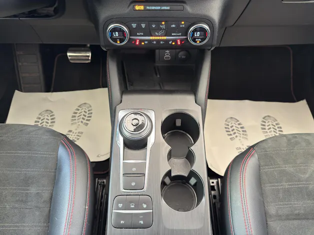 FORD Kuga 2.5 PHEV ST-Line X 2WD