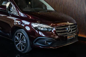 MERCEDES-BENZ T-Klasse 180D Style Automat