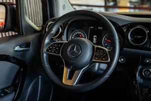 MERCEDES-BENZ T-Klasse 180D Style Automat