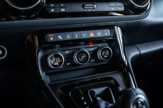 MERCEDES-BENZ T-Klasse 180D Style Automat