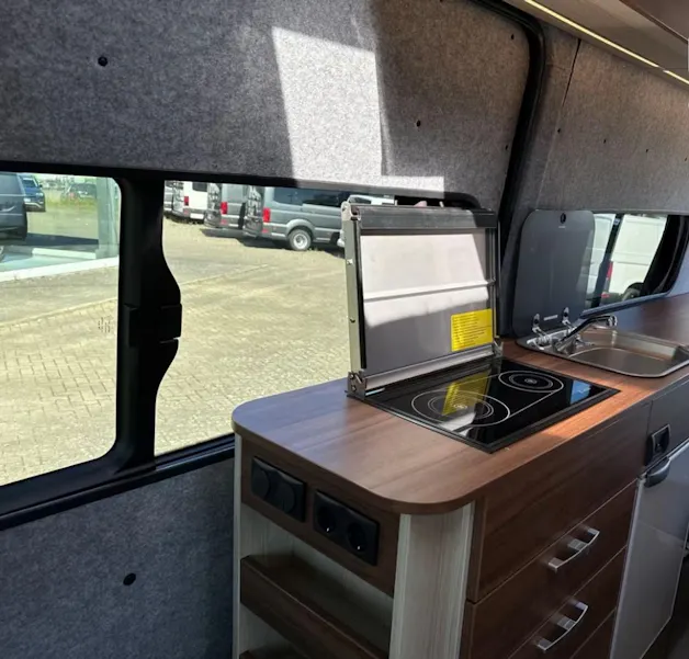 VW Grand California 680 2.0 BI-TDI Camper