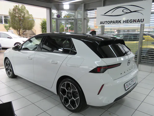 OPEL Astra 1.6 PHEV Turbo Swiss Plus Automat