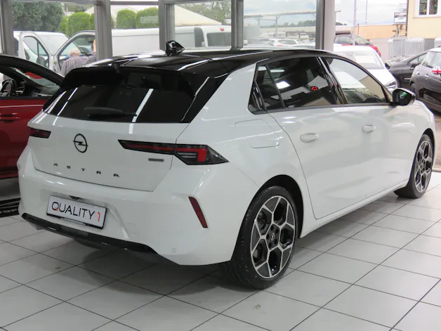 OPEL Astra 1.6 PHEV Turbo Swiss Plus Automat