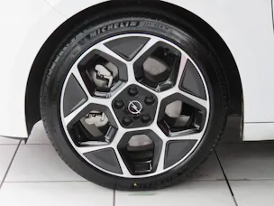 OPEL Astra 1.6 PHEV Turbo Swiss Plus Automat