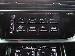 AUDI Q8 55 TFSI Quattro tiptronic (Automat, Hybrid)