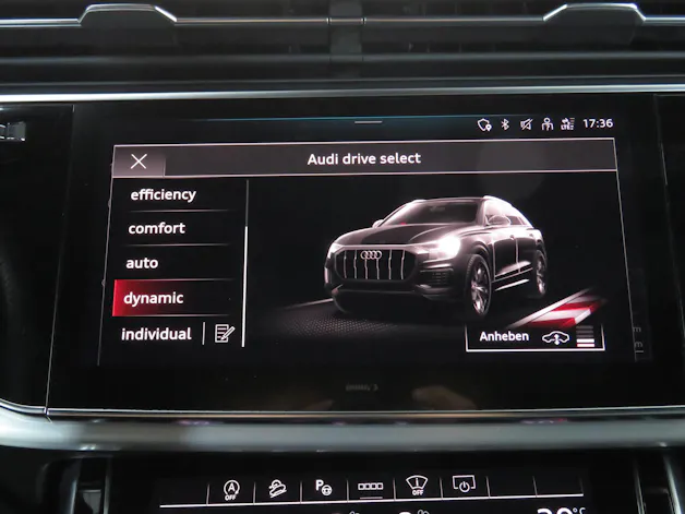 AUDI Q8 55 TFSI Quattro tiptronic (Automat, Hybrid)