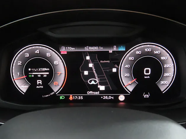 AUDI Q8 55 TFSI Quattro tiptronic (Automat, Hybrid)