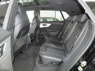 AUDI Q8 55 TFSI Quattro tiptronic (Automat, Hybrid)
