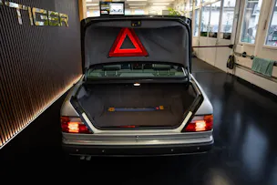 MERCEDES-BENZ 300 CE