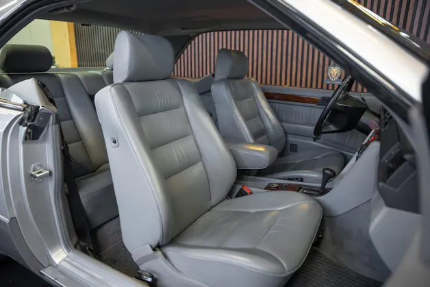 MERCEDES-BENZ 300 CE