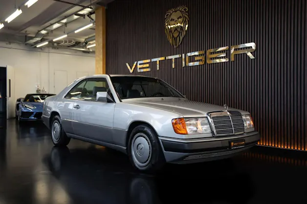 MERCEDES-BENZ 300 CE