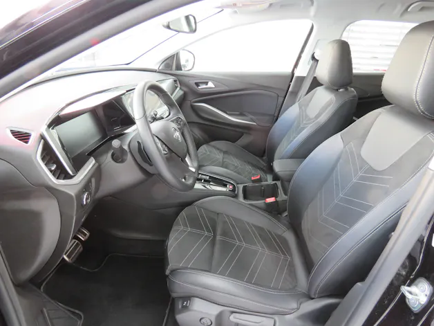 OPEL Grandland 1.2i TP Elegance Automat