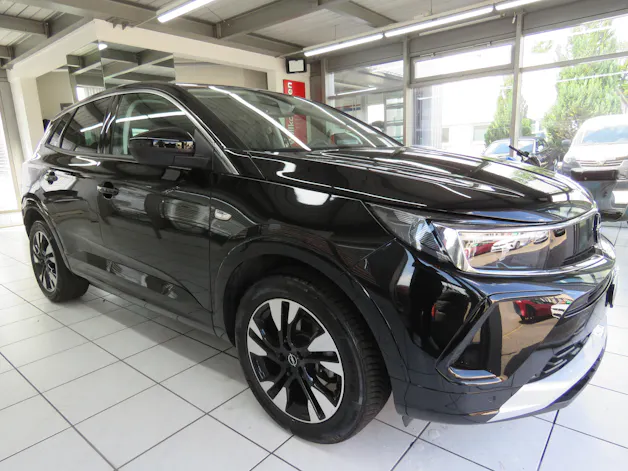 OPEL Grandland 1.2i TP Elegance Automat